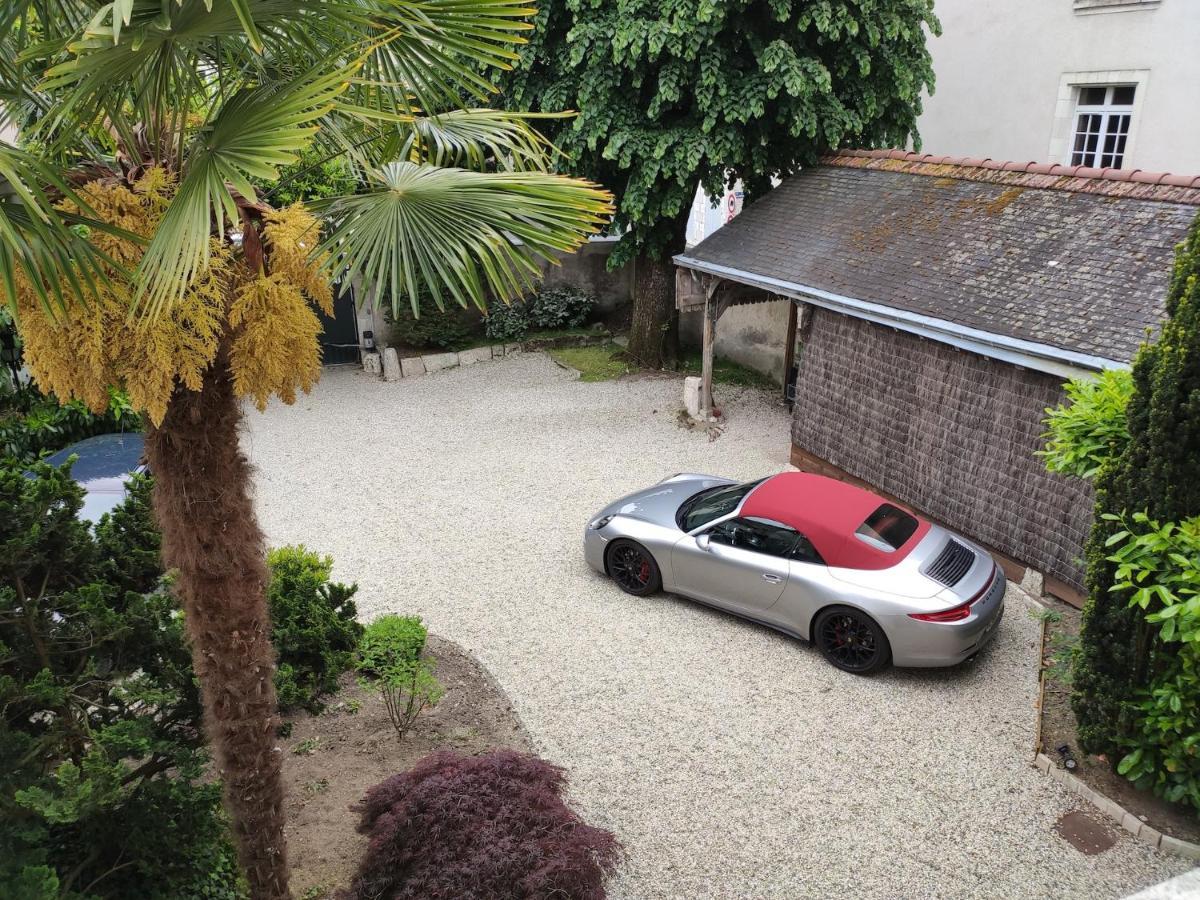 Demeure Des Cordeliers Avec Parking Prive Bed & Breakfast Blois Exterior photo
